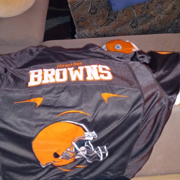 Cleveland Browns jersey with custom hoodie - Picture 9 of 10